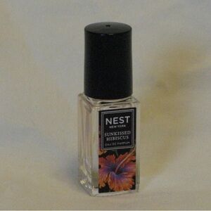 Nest Sunkissed Hibiscus (roll on)-3ml